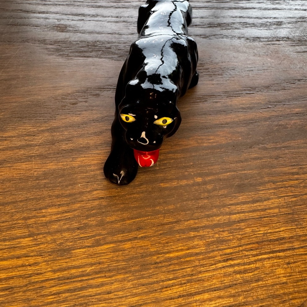 Black Panther Figurines with Red Accents - Picture 3 of 11